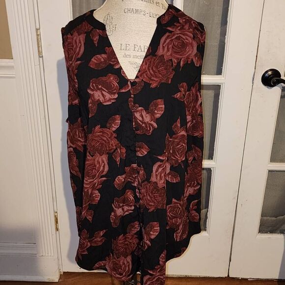 torrid Tops - NWT Torrid Womens Harper Black Floral Sleeveless Gauze Blouse 2 2X New